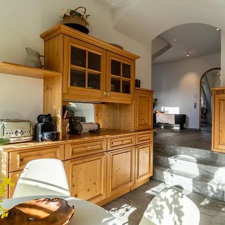 Edelweiss Schlosswohnung Lejlighed Flims