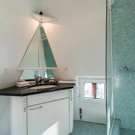Edelweiss Schlosswohnung Apartment Flims